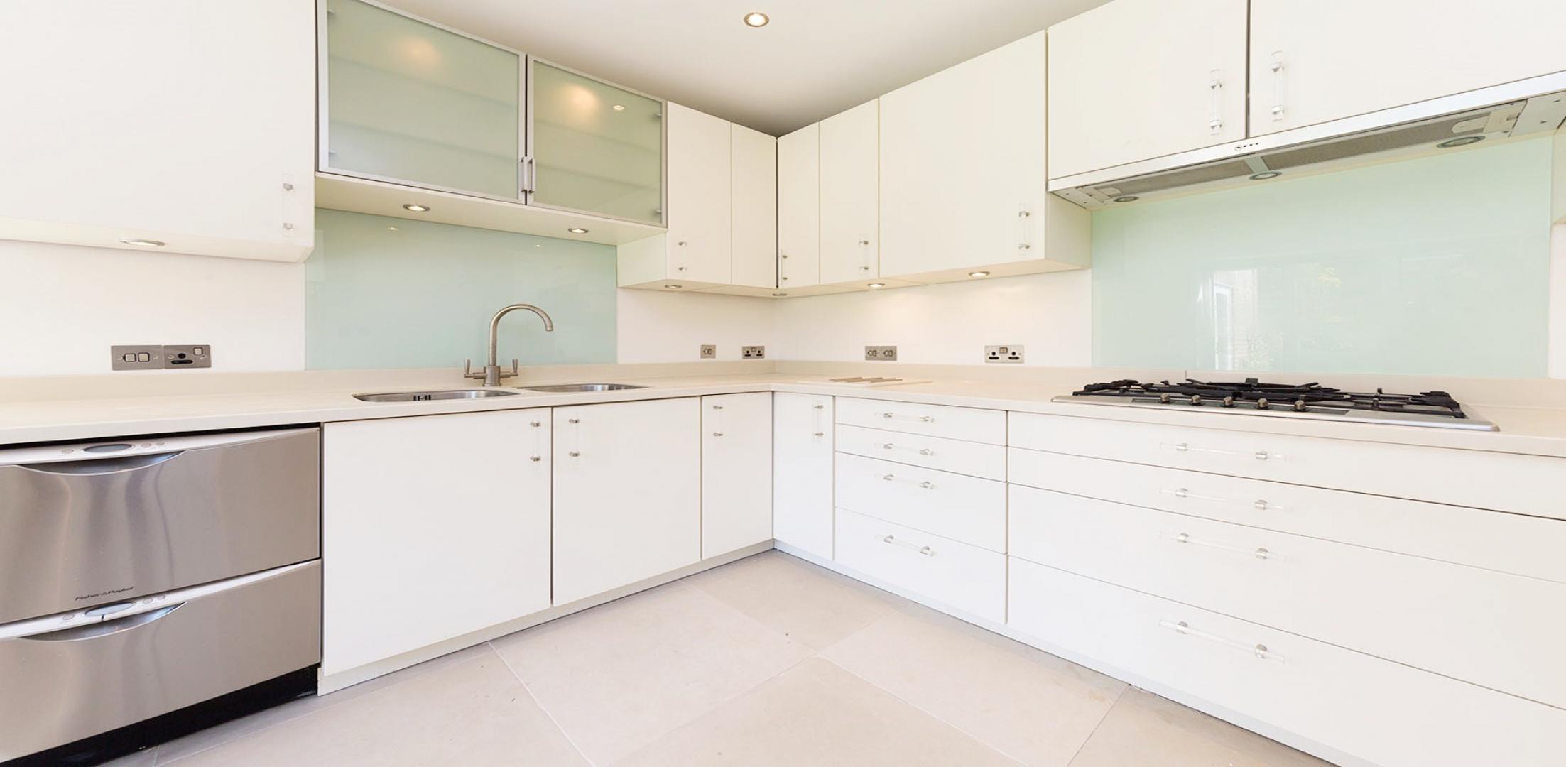 			NEW INSTRUCTION , 4 Bedroom, 1 bath, 1 reception Detached House			 Turner Close, HAMPSTEAD GARDEN SUBURB